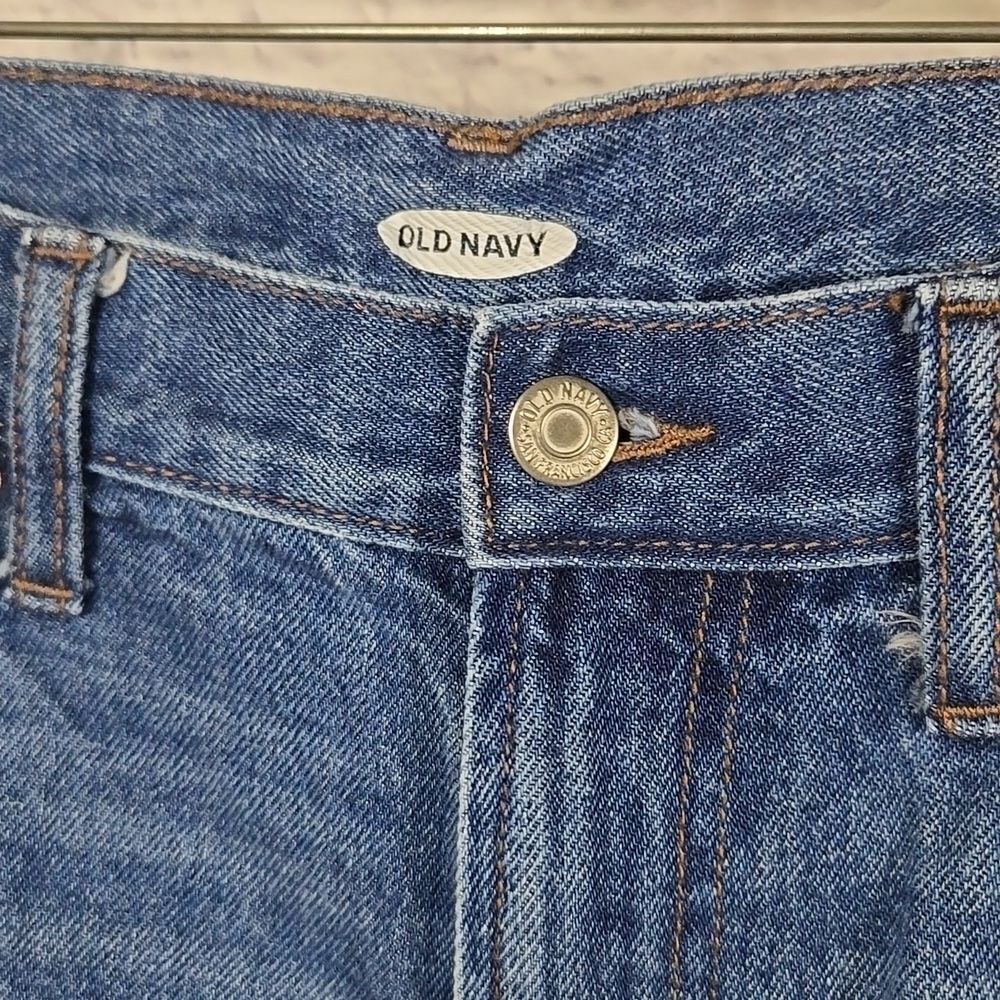 Old Navy Baggy Dad Jean Shorts Size 8 High Rise Relaxed Denim Coastal Cowgirl - Picture 3 of 6